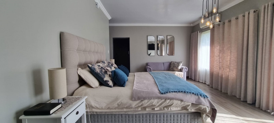 4 Bedroom Property for Sale in Monument Heights Northern Cape